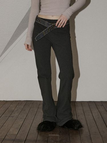 B. COZY BOOTCUT PANTS - CHARCOAL - DEARSTALKER - Modalova