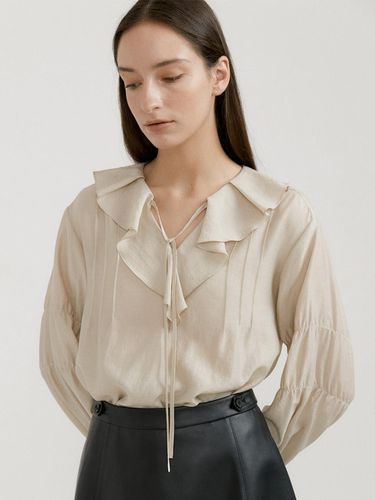 SHIMMER RUFFLE BLOUSE_2COLOR - octette - Modalova