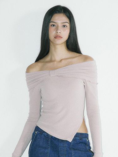 NANA RIBBON OFF-SHOULDER T-SHIRT - DEARSTALKER - Modalova