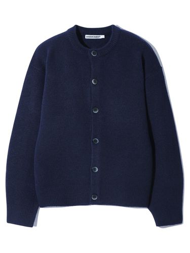 Round neck button cardigan navy - BASEMOMENT - Modalova