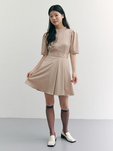 Gold Button Wrap Dress_beige - GANISONG - Modalova