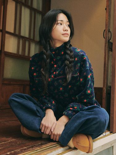 Floral Fleece Pullover_navy - GANISONG - Modalova