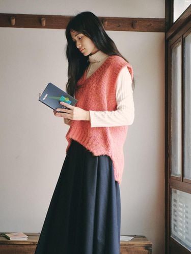 Cotton Candy Wool Knit Vest_hot pink - GANISONG - Modalova