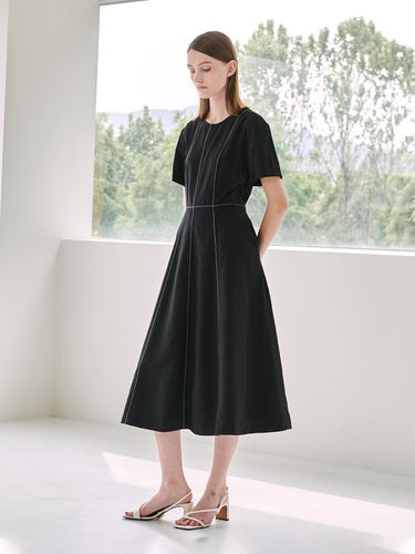 Stitch Flare Dress - Black - Nouve - Modalova