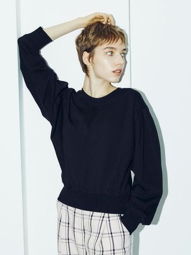 Dolman Sleeve Crop Sweatshirt - Nouve - Modalova