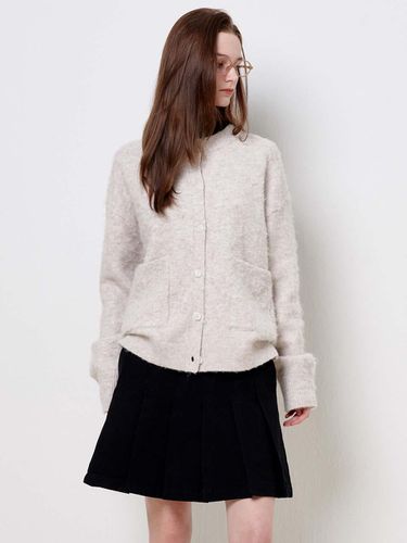 Someday Fluffy Cardigan Beige - PLAC - Modalova