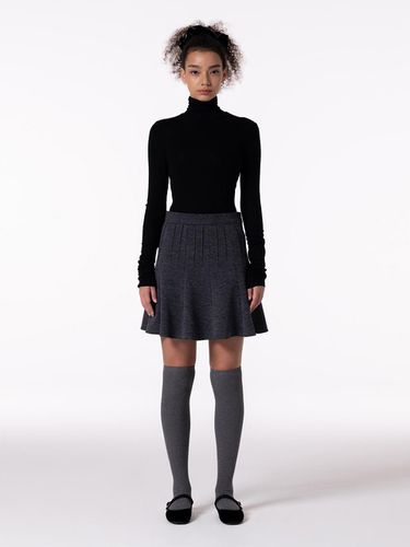 SLIT KNIT FLARED SKIRT - GRAY - MAKE A TOAST - Modalova