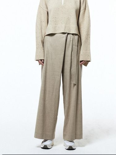 WRAP STYLE WOOL WIDE PANTS BEIGE - HAUS 072C - Modalova