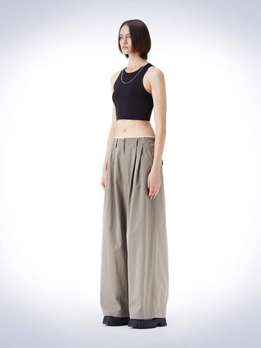 BELT LOOP POINT WIDE PANTS GREY - HAUS 072C - Modalova