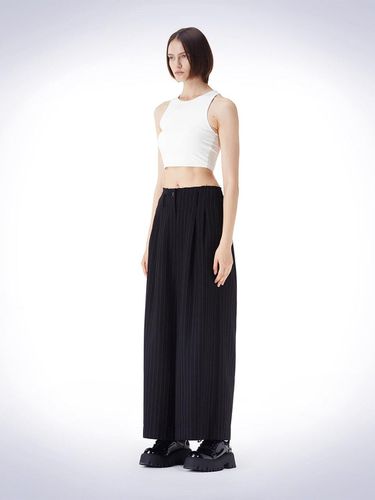 ROUGH CUT STRIPE WIDE PANTS BLACK - HAUS 072C - Modalova