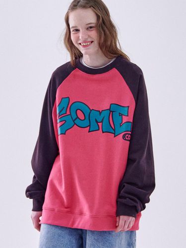 SOME.COM Graffiti Color Block Raglan Sweatshirt - SOMEPLACE - Modalova