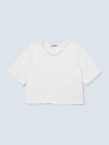 Lace ribbon t-shirt - FABRIC SEOUL - Modalova