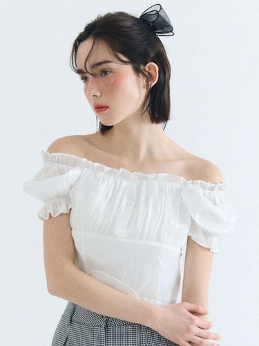 Glossy frill blouse - FABRIC SEOUL - Modalova