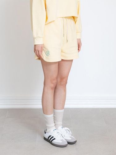 Signature Logo Sweat Shorts BK2998_Yellow - BAKKEN - Modalova