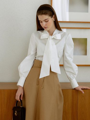 JODIE Ribbon Tie Cotton Blouse - BAU by Bride And You - Modalova