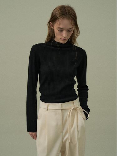 Whole Garment High-neck Ribbed Knit Top - Lamerei - Modalova