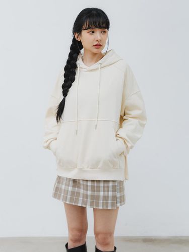 Side Slit Logo Raglan Hooded Shirt BK8906_C - BAKKEN - Modalova