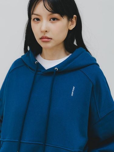 Side Slit Logo Raglan Hooded Shirt BK8906_B - BAKKEN - Modalova