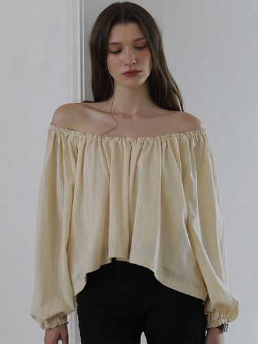 Della Shirring Off Shoulder Blouse [] - DEHEVE - Modalova