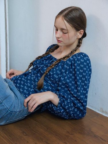 Denim ribbon off-shoulder blouse_blue - FABRIC SEOUL - Modalova