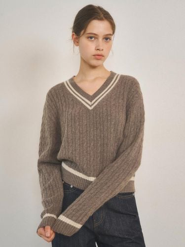 W/Always Cable V-neck Wool Knit 3color - WEDNESDAY OASIS - Modalova