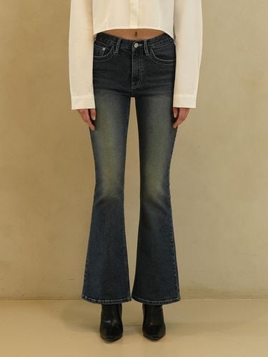 In. short version added]STITCH BOOT CUT PANTS - WAAR - Modalova