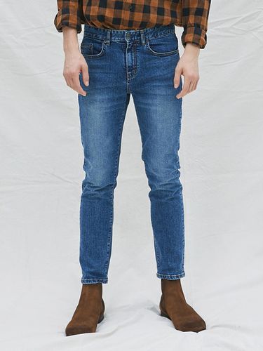 IN#0055 Mid-Blue Washed Cropped Slim Jean - INROWS - Modalova