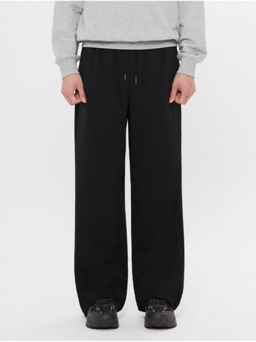 UCLA Basic Wide Fit Pants [BLACK] - UCLA - Modalova