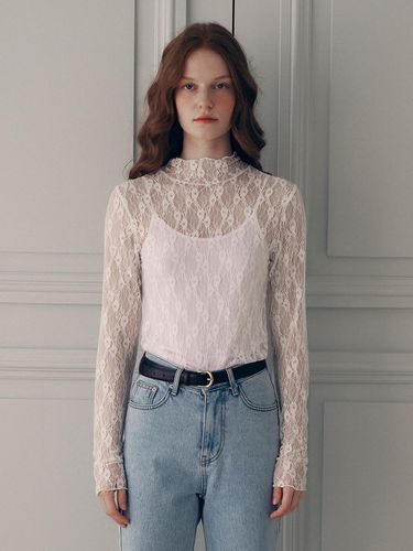 Flower Lace Layered T-shirt - White - ROLAROLA - Modalova