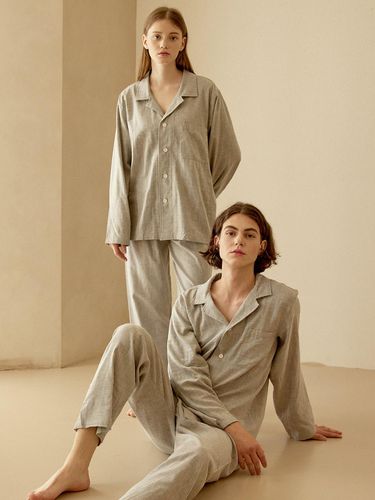 Couple Demure Cotton Pajama Set - HUGDAY - Modalova