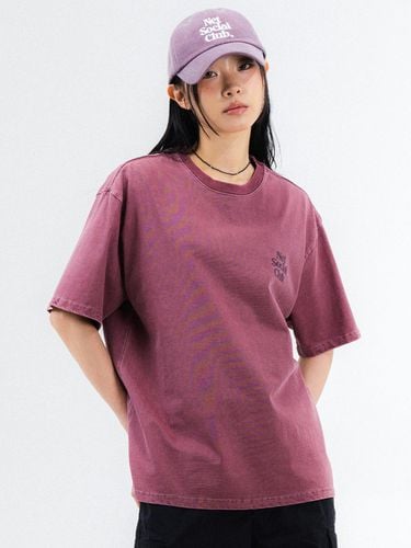 SMALL LOGO PIGMENT TEE (BURGUNDY) - Net Social Club - Modalova