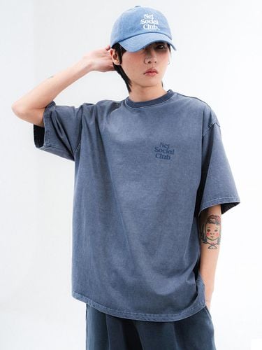 SMALL LOGO PIGMENT TEE (BLUE GRAY) - Net Social Club - Modalova