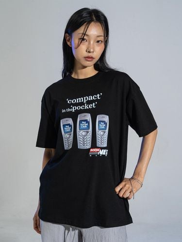 PHONE ADS TEE (BLACK) - Net Social Club - Modalova