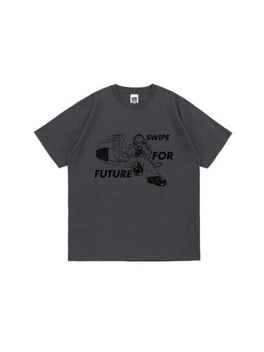 SWIPE 4 FUTURE TEE (CHARCOAL) - Net Social Club - Modalova