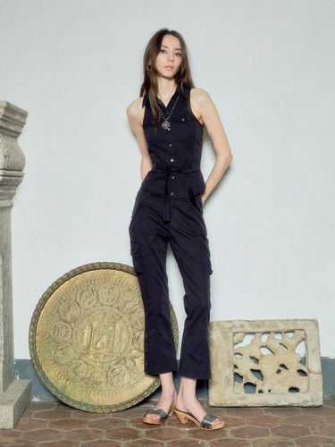 Button Capri cargo bootcut pants - BEDEVIL - Modalova