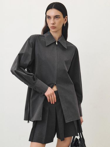 Unbalanced Slit Shirt_CHARCOAL - ARTID - Modalova