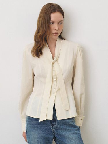 Cotton Tie Blouse_LIGHT BEIGE - ARTID - Modalova