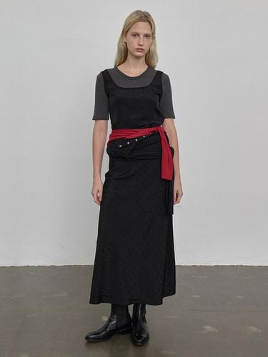 Flower jacquard sleeveless dress_black - NUAKLE - Modalova