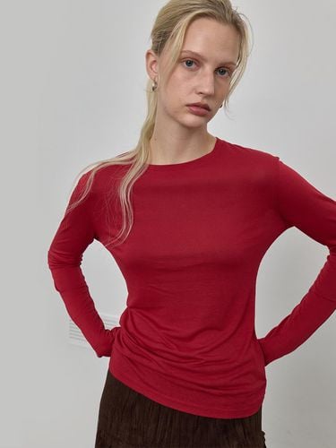 Slim silk t-shirt_red - NUAKLE - Modalova