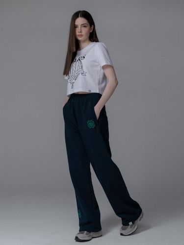 CLOVER SWEAT PANTS_NAVY GREEN - mars en avril - Modalova