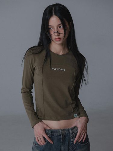 PINTUCK LOGO SPAN TSHIRT_KHAKI - mars en avril - Modalova