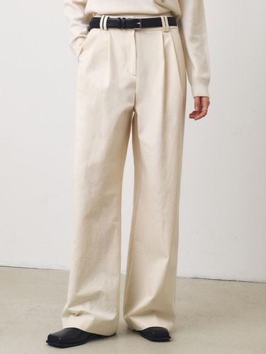 Deep Tuck Wide Cotton Pants_LIGHT BEIGE - ARTID - Modalova