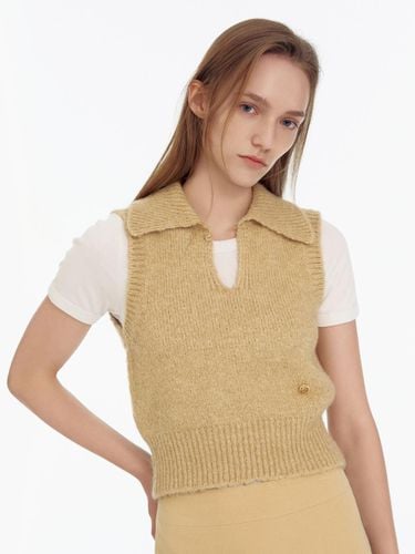 Hairy Collar Knit Vest - 2 Colors - FRONTROW - Modalova