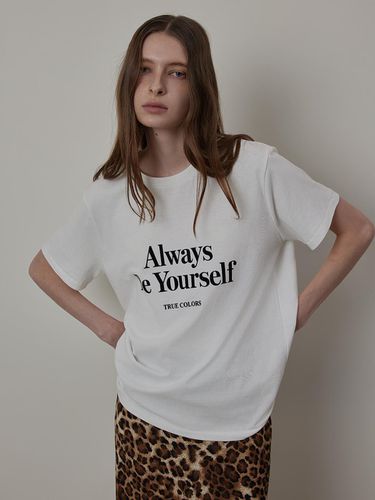 Always Fluffy Printing Cotton T-shirt - Q’SRB - Modalova