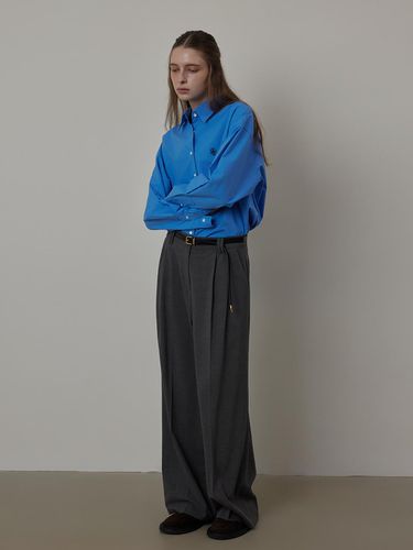 Back-banding Two-tuck Semi Wide Slacks - Q’SRB - Modalova