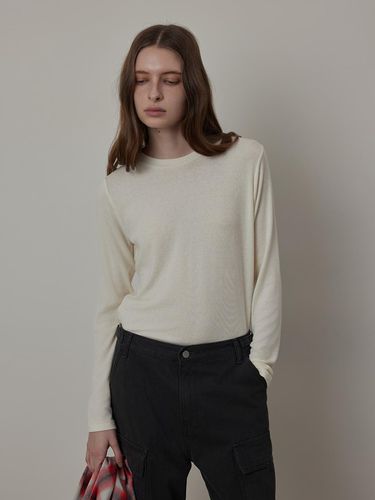 Wool Soft Basic Long Sleeved Round T-shirt - Q’SRB - Modalova