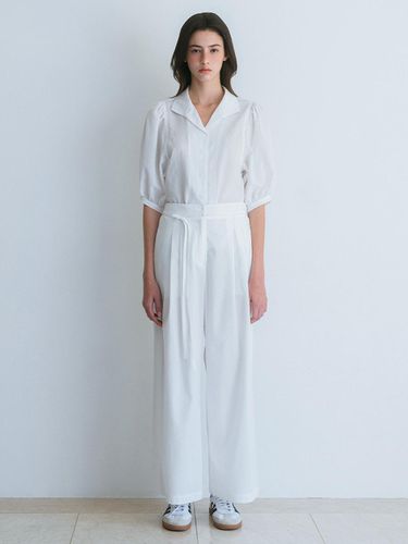 White] Ribbon Two-Tucks Wide Pants - BLBT - Modalova