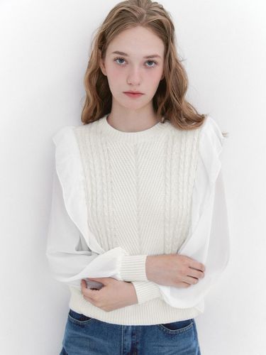 Texture Block Frill Knit Top (MAECKN01MIV) - marieclaire - Modalova