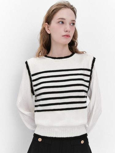 Texture Block Stripe Knit Top (MAECKN02MIV) - marieclaire - Modalova