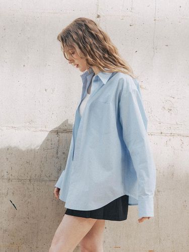 Ozapick] SAC Logo Oversized-Fit Poplin Shirt Sky - SALTANDCHOCOLATE - Modalova